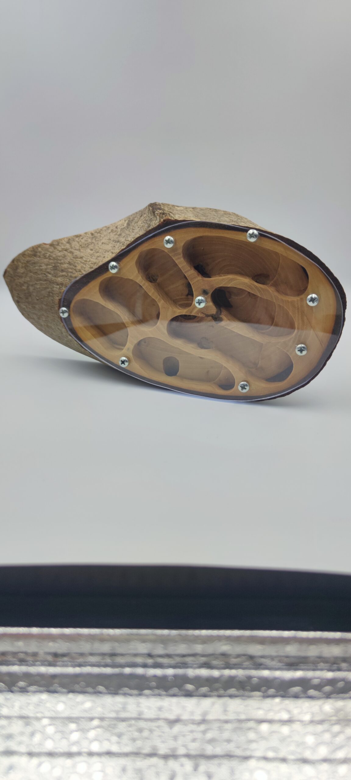 Wooden nest – walnut 10