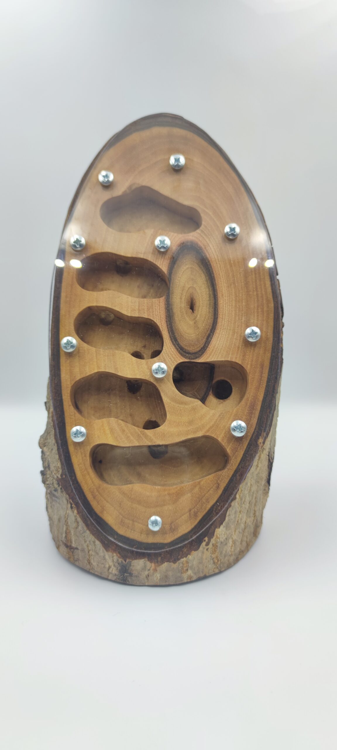 Wooden nest – walnut 22