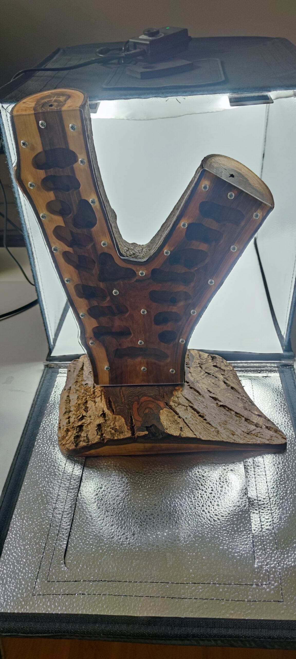 Wooden nest – walnut 32